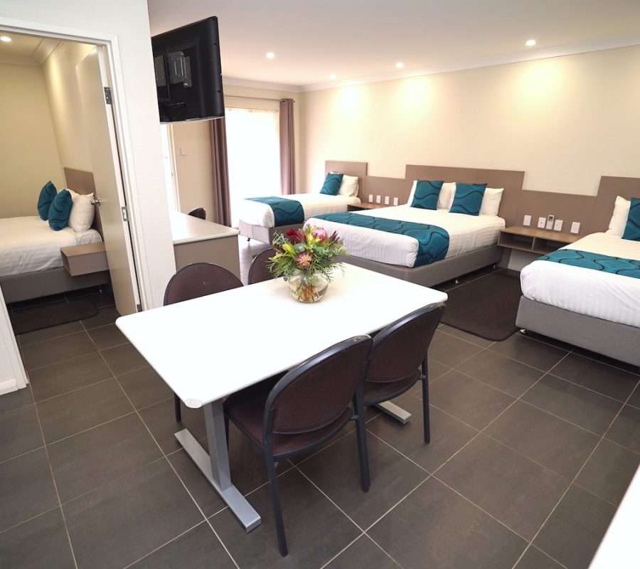 motel bagtown large family premium room